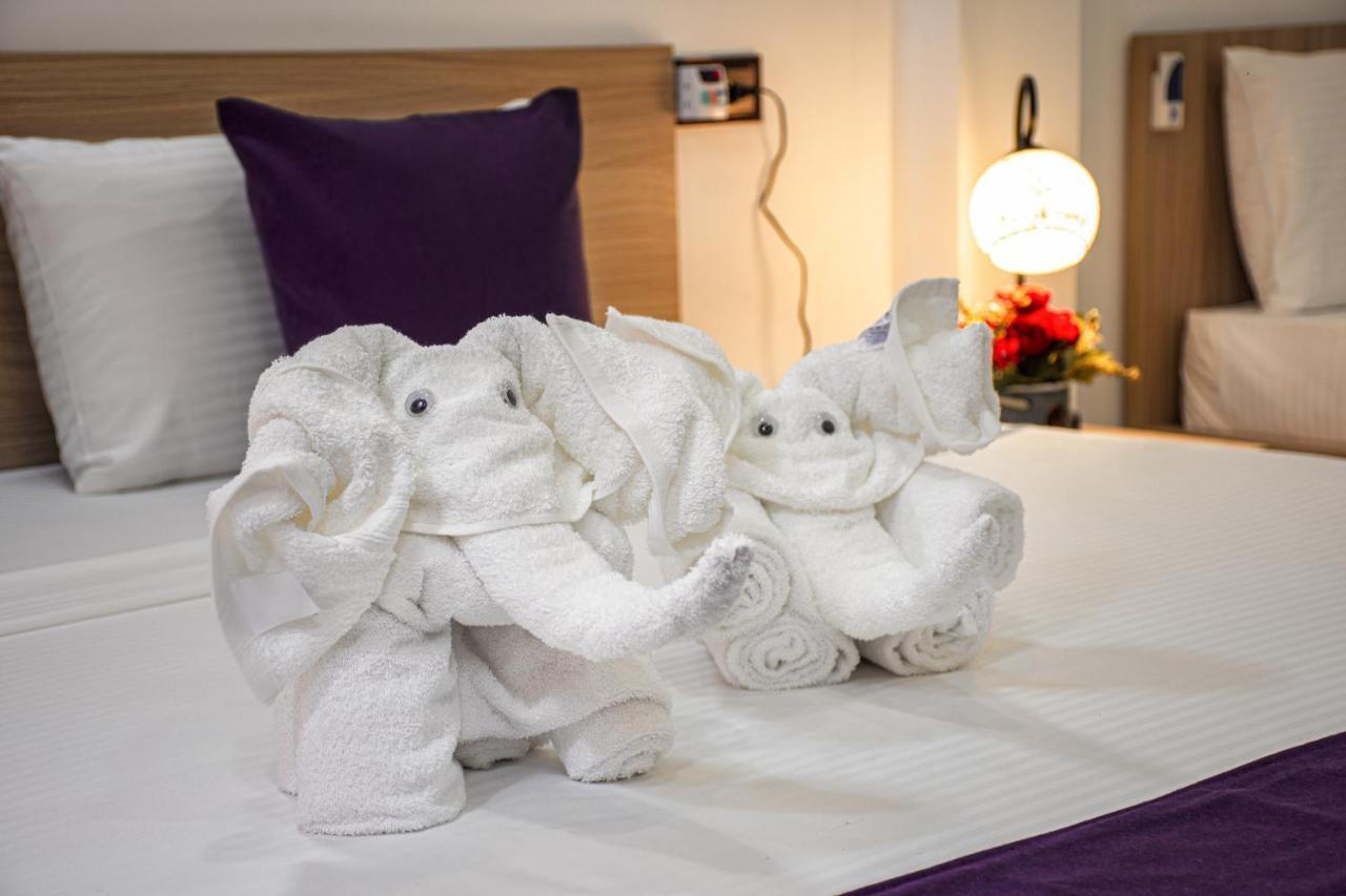 White Land City Hotel Дамбулла Экстерьер фото