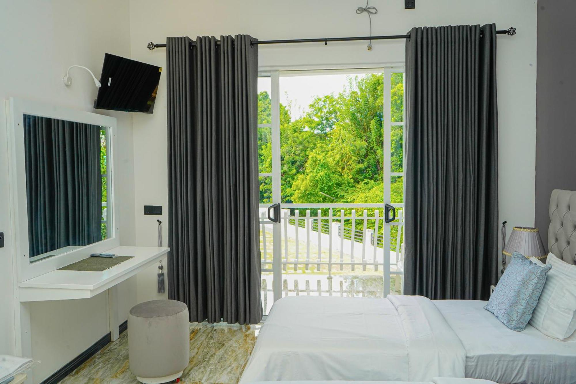 White Land City Hotel Дамбулла Экстерьер фото